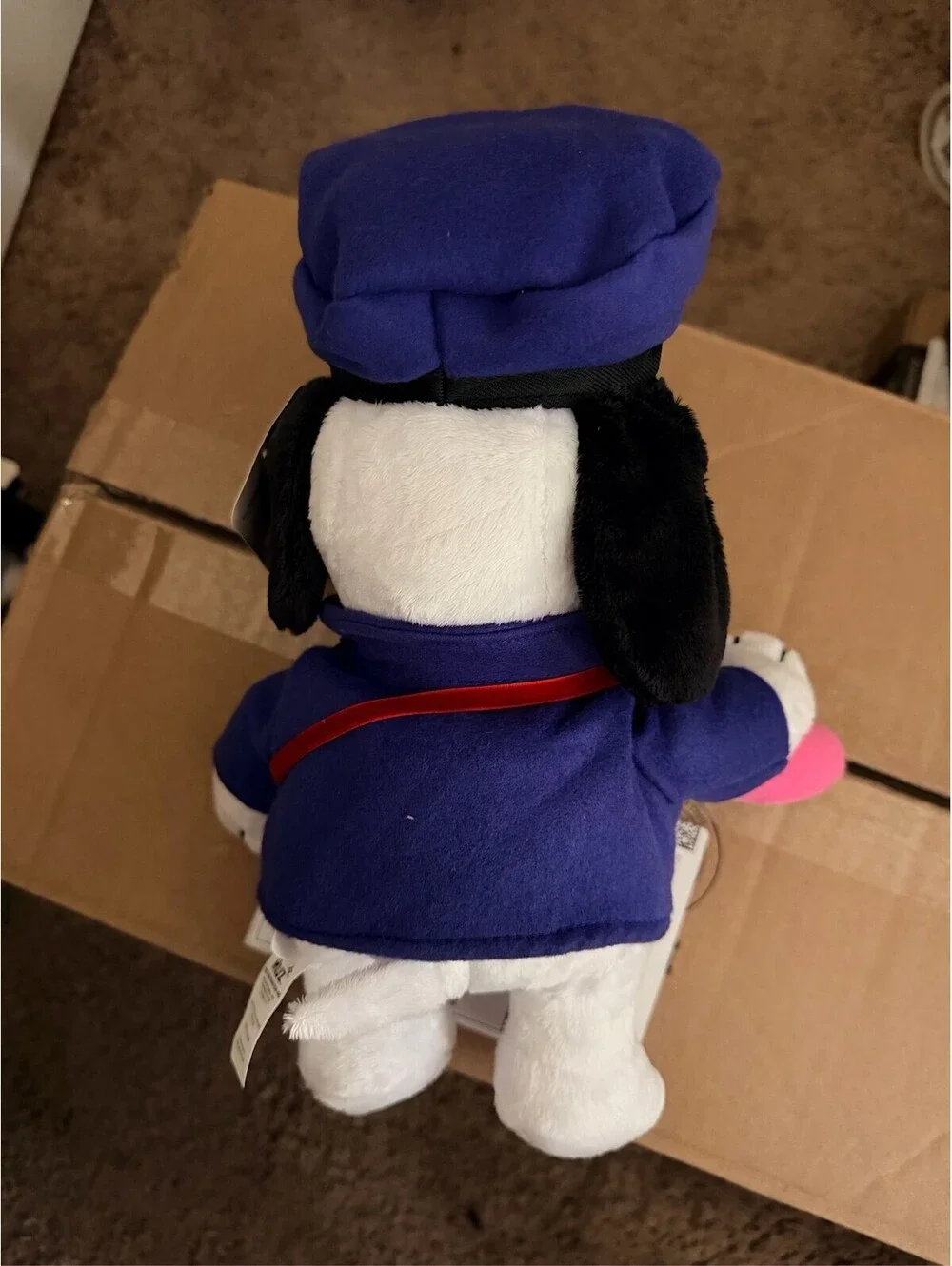 Peanuts Snoopy Mailman Plush 11” Valentine's Day Heart Mail Carrier